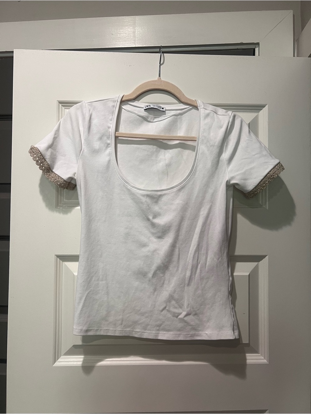 Zara White Scoop Neck Tee with Gold Beaded Sleeve Trim